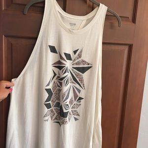 Women’s open back T-shirt tank